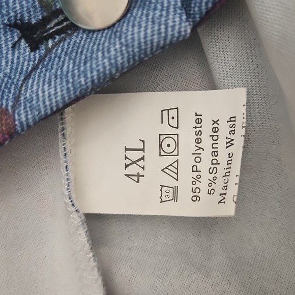 Floral Patterned Pants - Picture 5 of 6